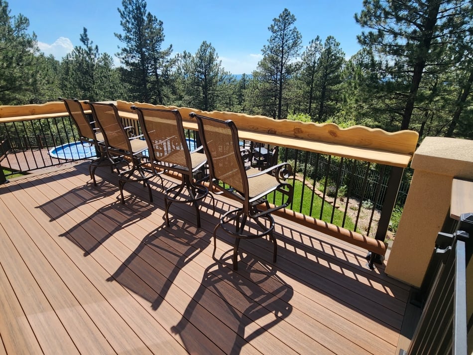 high deck with built in counter and chairs
